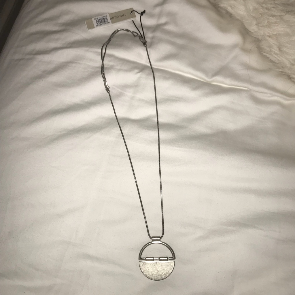 Nordstrom (Treasure&Bound) Silver Necklace - Nwt